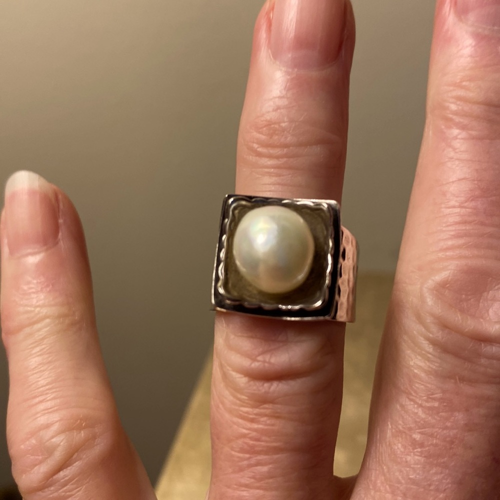 Silpada Sterling Silver Pearl Ring